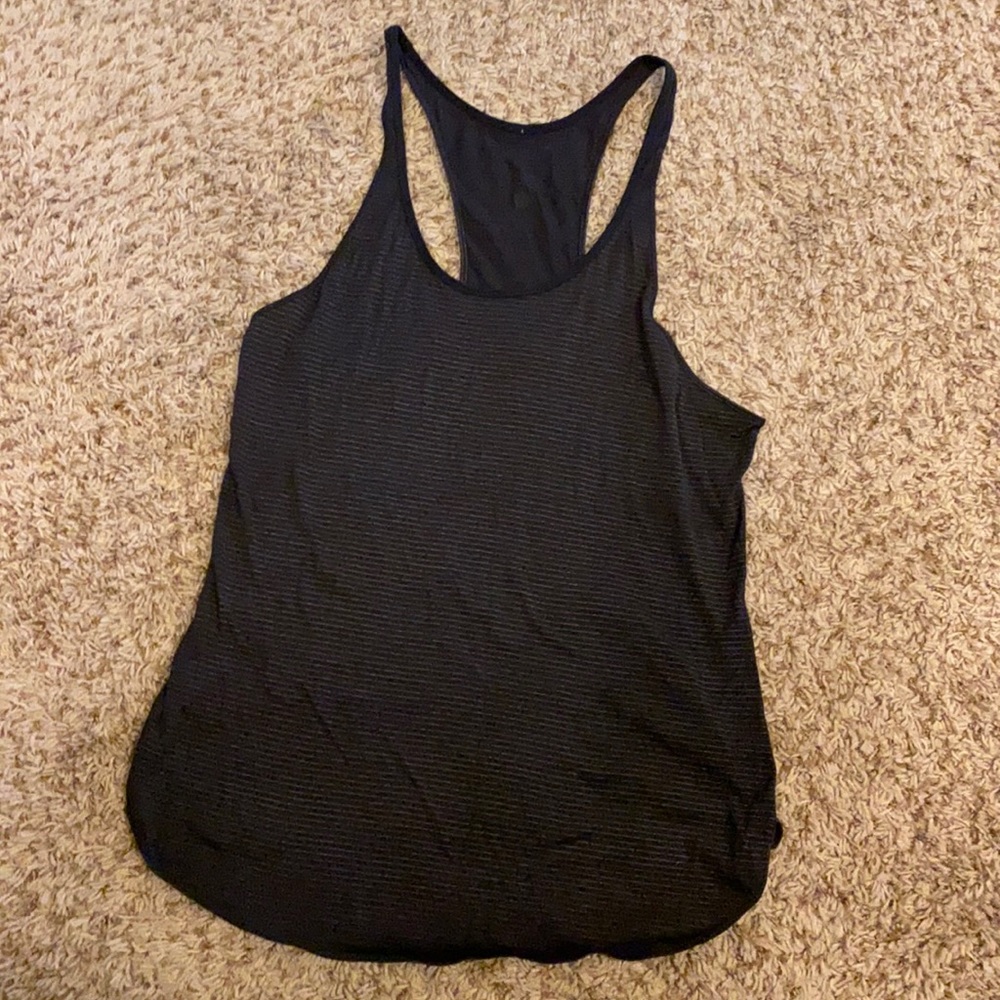 Lululemon tank